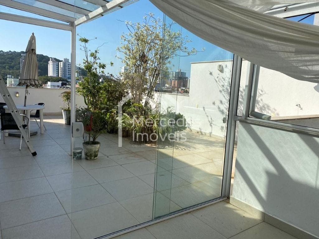 Foto 6 de Casa 5 suítes à venda · Praia dos Amores, Balneário Camboriú