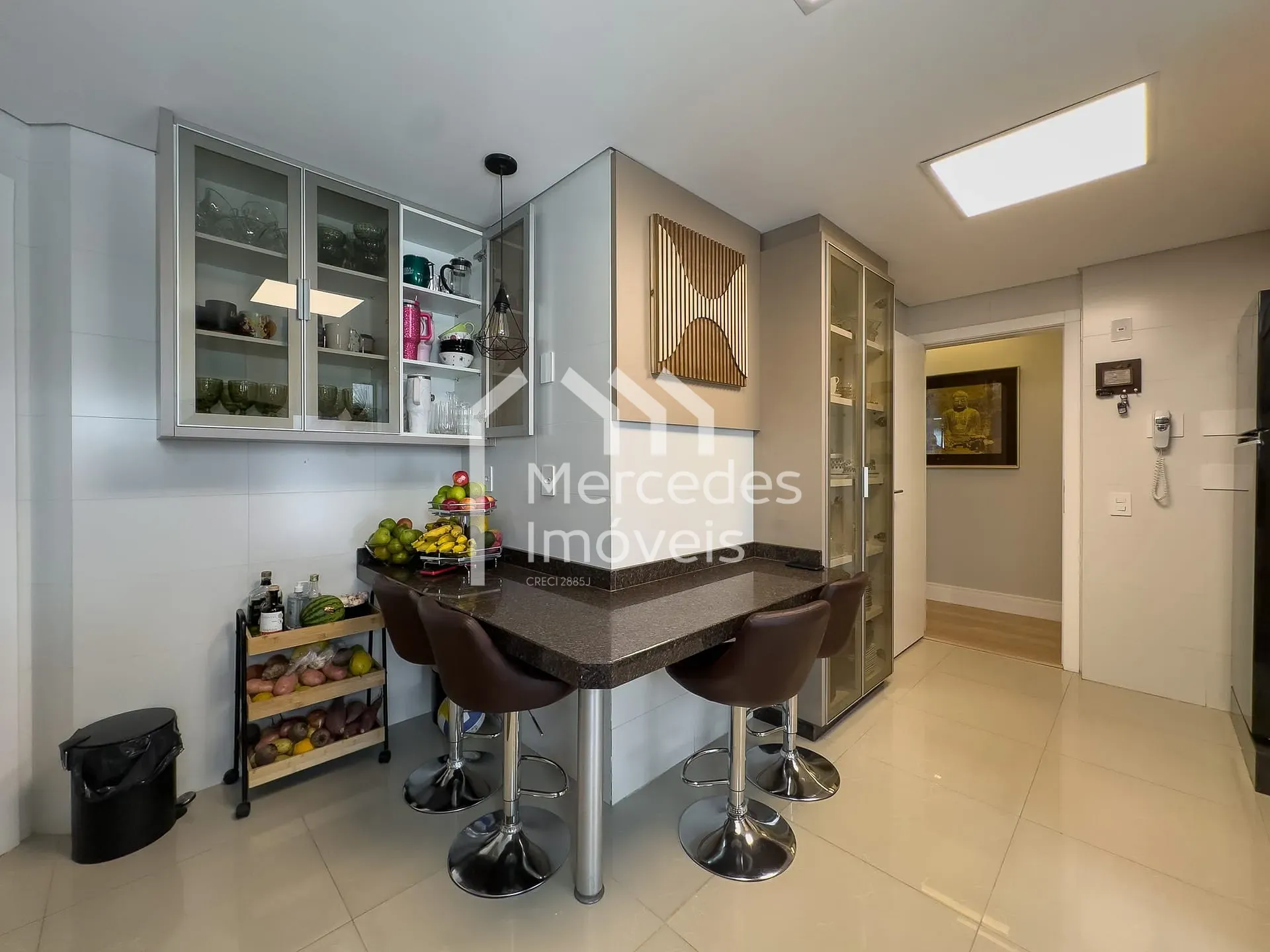 Foto 9 de Apartamento com 3 suítes, 2 vagas para locação, Centro, Itajaí, SC