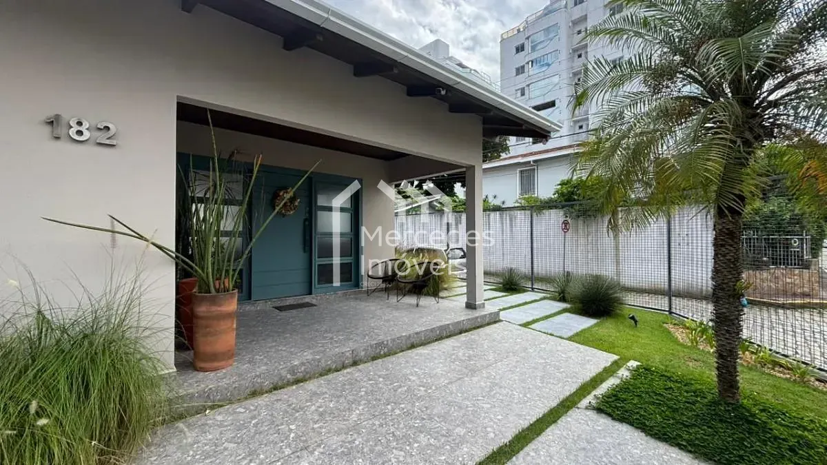 Foto 1 de Casa à venda com 441m² área total , Cabeçudas, Itajaí, SC