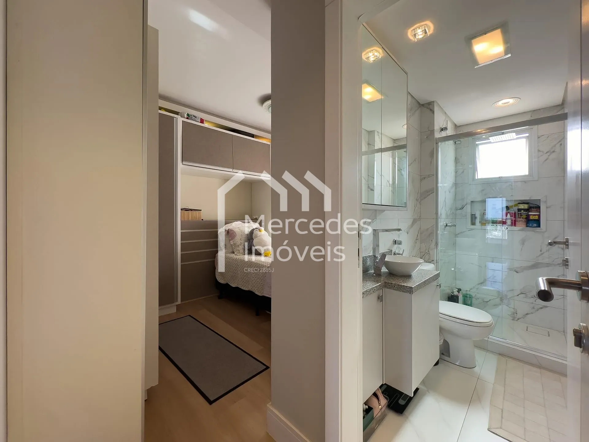 Foto 20 de Apartamento com 3 suítes, 2 vagas para locação, Centro, Itajaí, SC