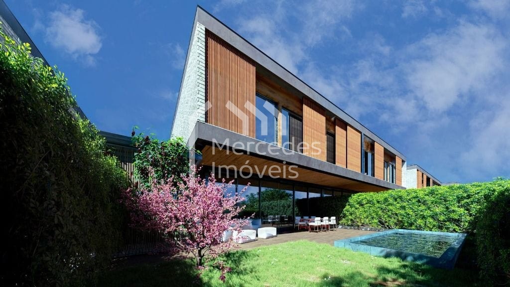 Foto 36 de Casa 4 suítes à venda · Itapema, Balneário Camboriú
