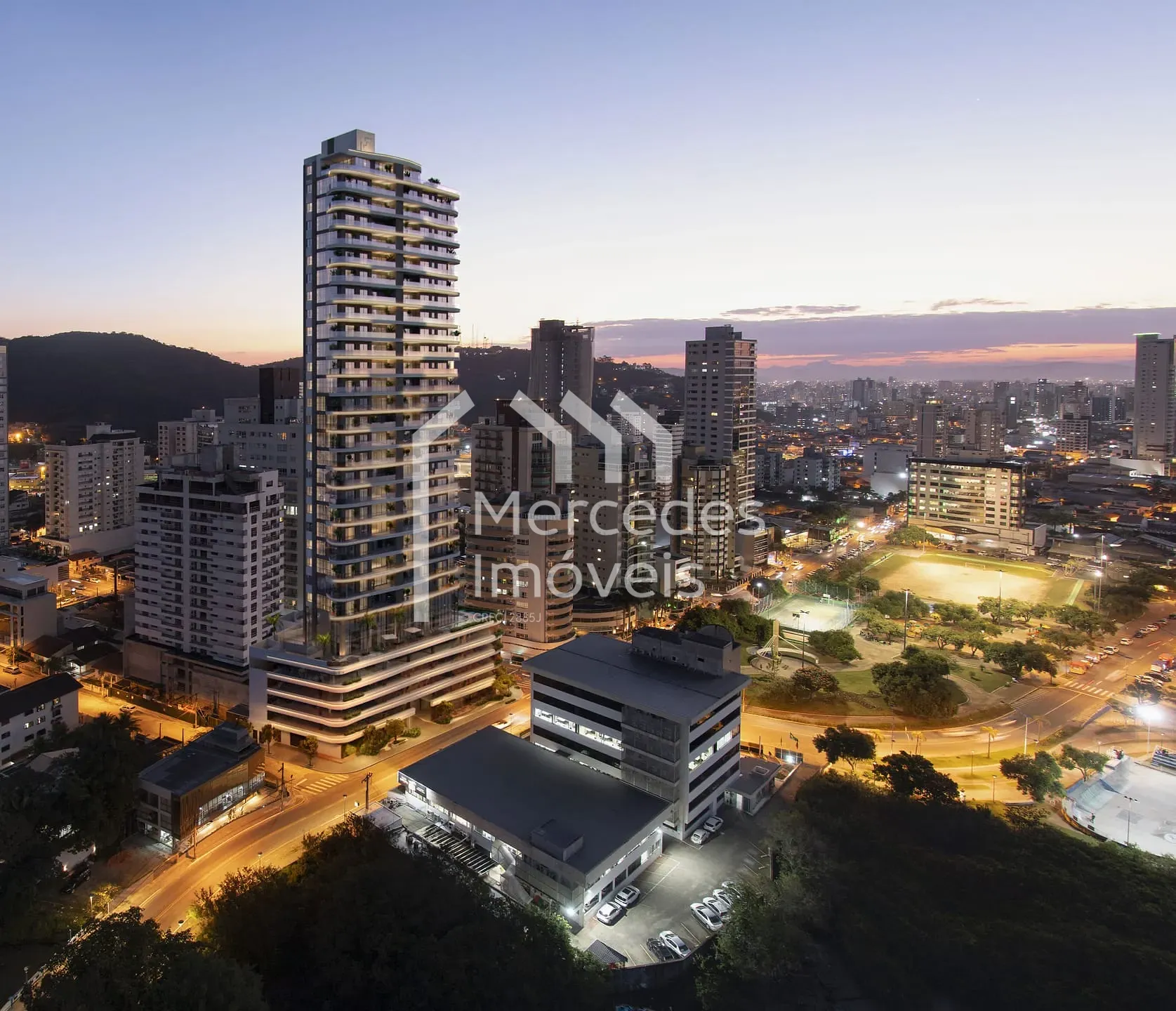 Foto 1 de Apartamento com 3 suítes, 168M², Fazenda, Itajaí - SC