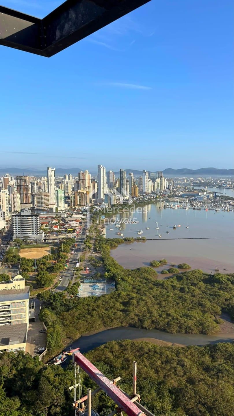 Foto 110 de Apartamento 1 dorm à venda · São João, Itajaí · Portovelas por Lotisa