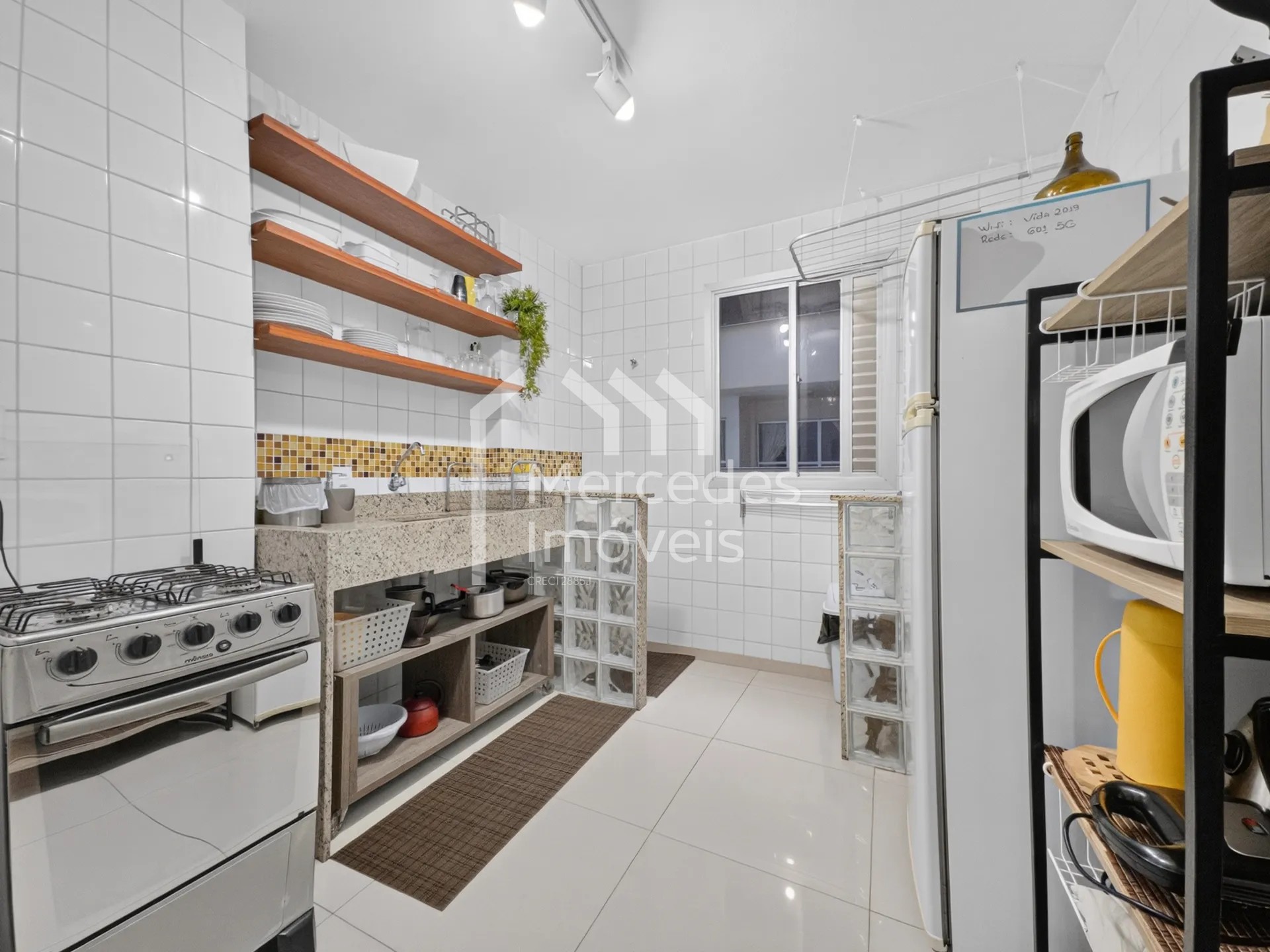 Foto 7 de Apartamento 1 suíte + 2 dorms para alugar · Centro, Balneário Camboriú