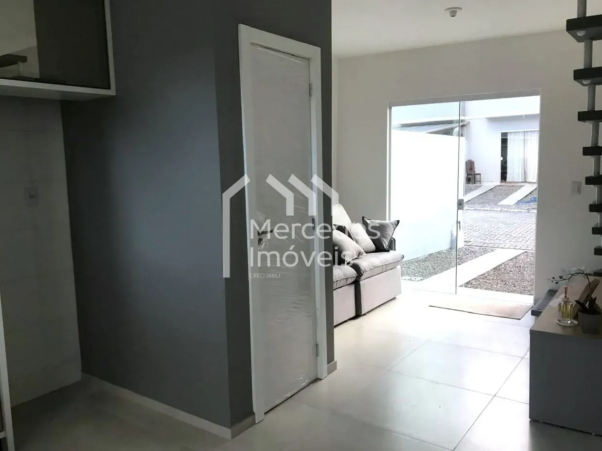 Foto 9 de Sobrado com 2 dormitórios à venda, 70 m² por R$ 365.000,00 - Espinheiros - Itajaí/SC