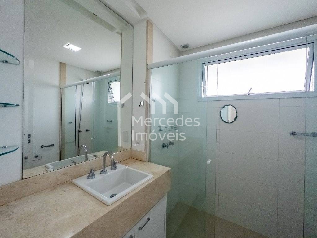 Foto 9 de Apartamento 1 suíte + 1 dorm à venda · Praia Brava de Itajaí · Dubai