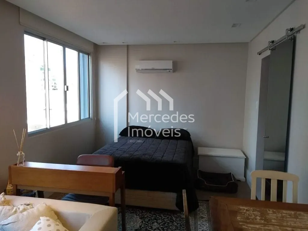 Foto 3 de Apartamento com 1 dormitório à venda, 39 m² - Centro - Balneário Camboriú/SC