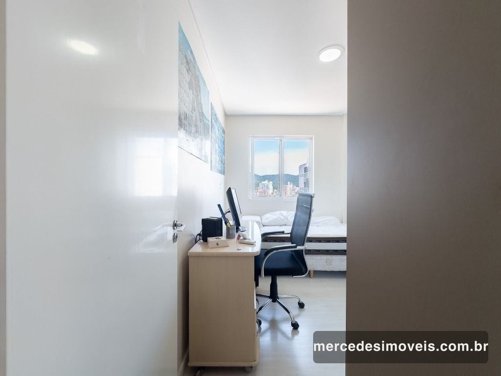 Foto 18 de Apartamento 2 suítes à venda · Vila Operária, Itajaí