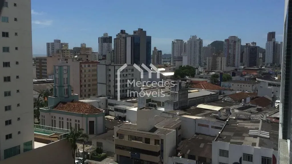 Foto 8 de Sala comercial para alugar · Centro, Itajaí · The Office