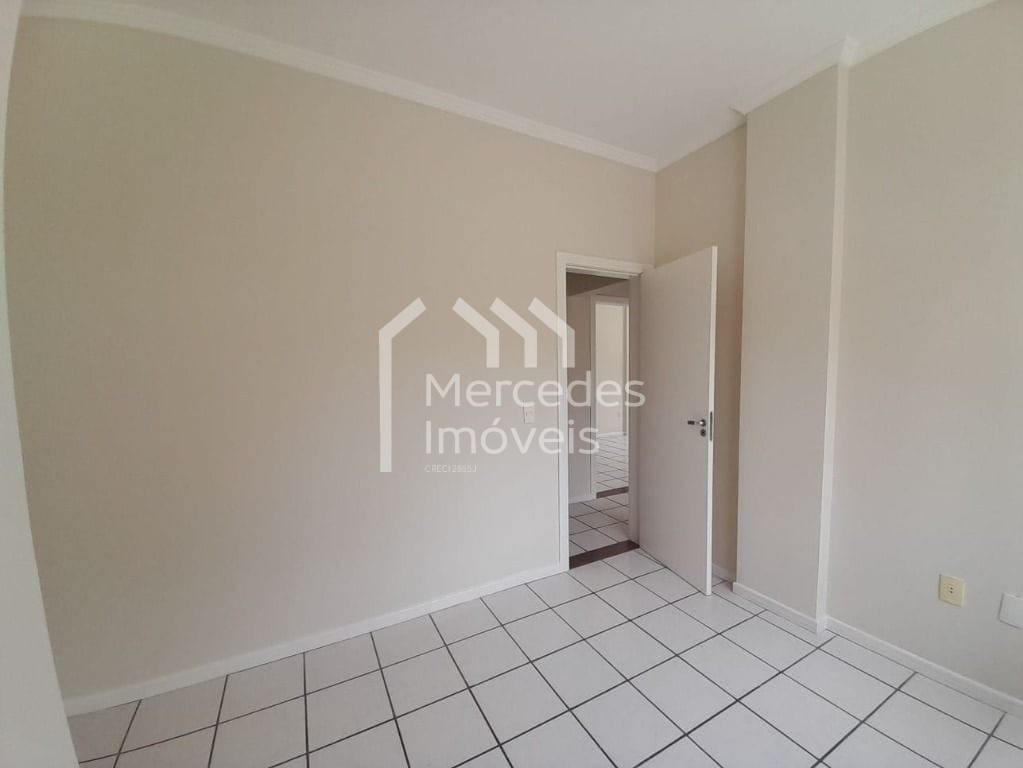 Foto 8 de Apartamento 1 suíte + 2 dorms para alugar · Centro, Itajaí