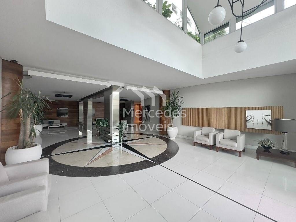 Foto 10 de Apartamento 3 suítes para alugar · Centro, Itajaí