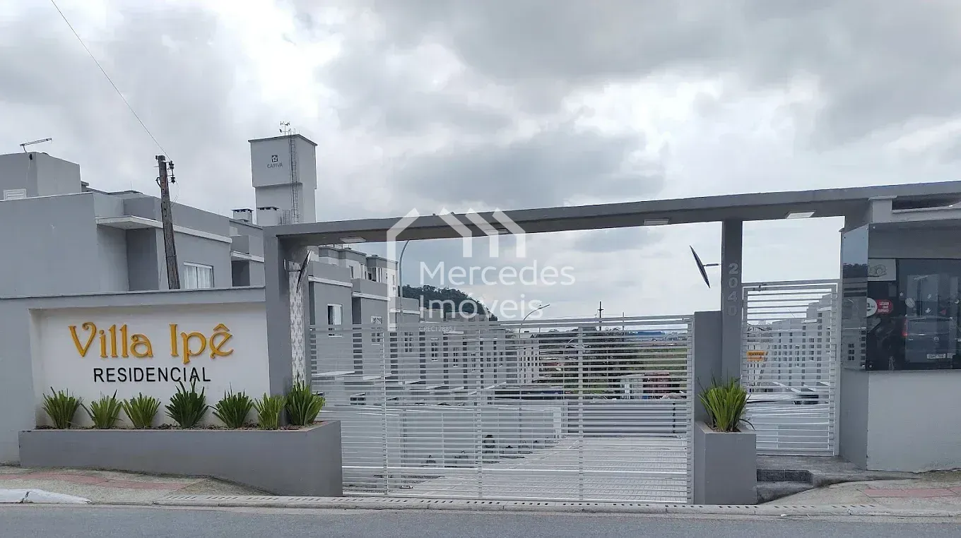 Foto 2 de Sobrado com 2 dormitórios à venda, 70 m² por R$ 365.000,00 - Espinheiros - Itajaí/SC