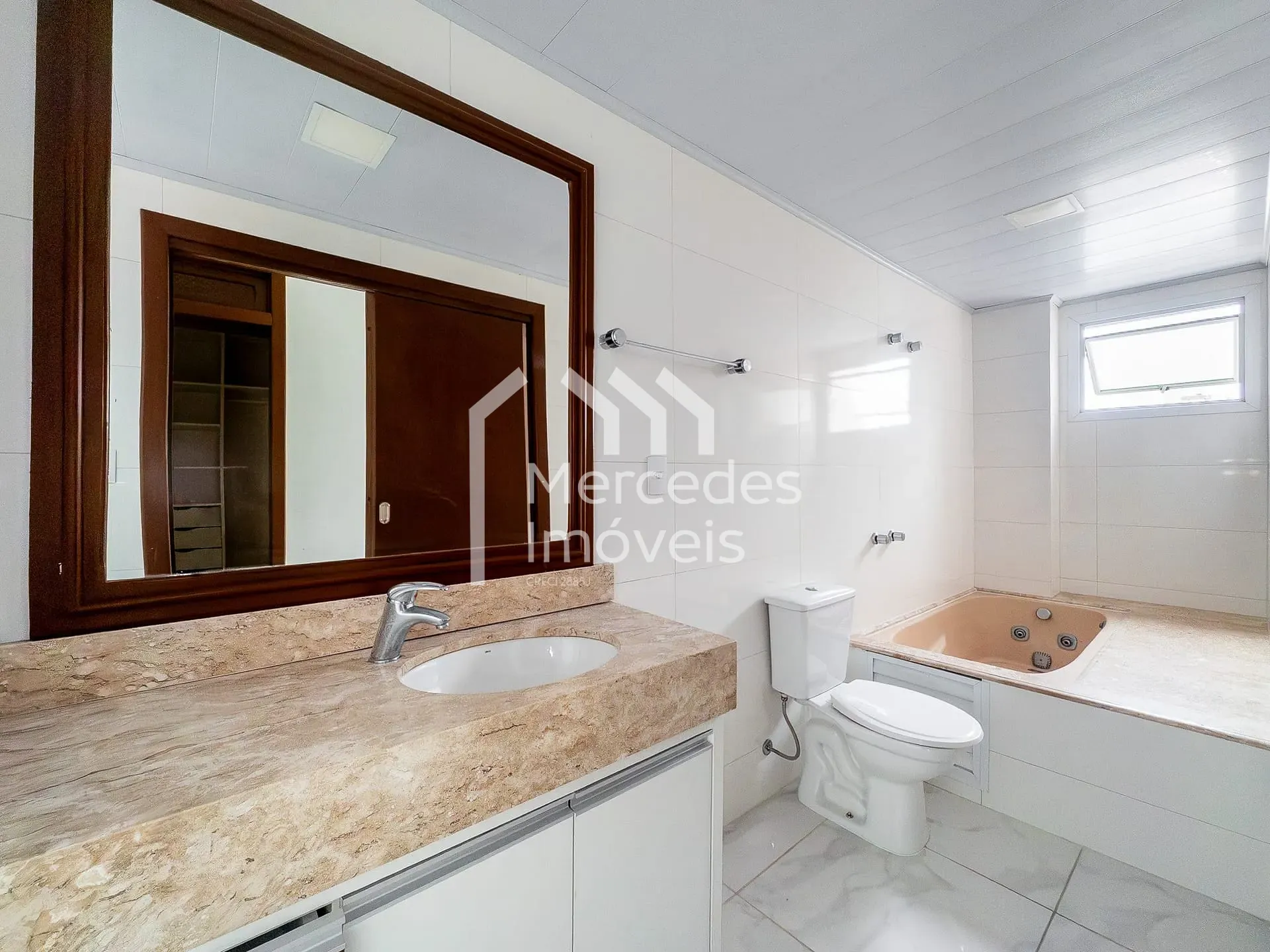 Foto 18 de Apartamento com 1 suíte + 2 dormitórios, 127m² à venda, Centro, Itajaí, SC