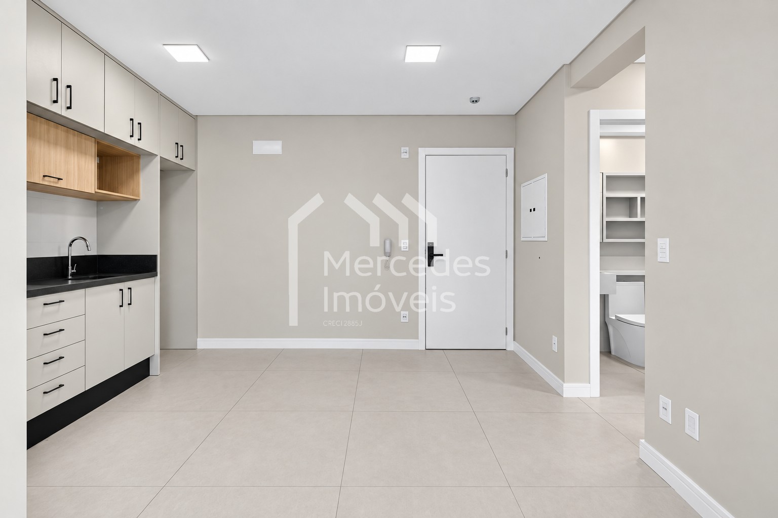 Foto 13 de Apartamento semimobiliado com 2 quartos sendo uma suíte para alugar no Centro, Itajaí