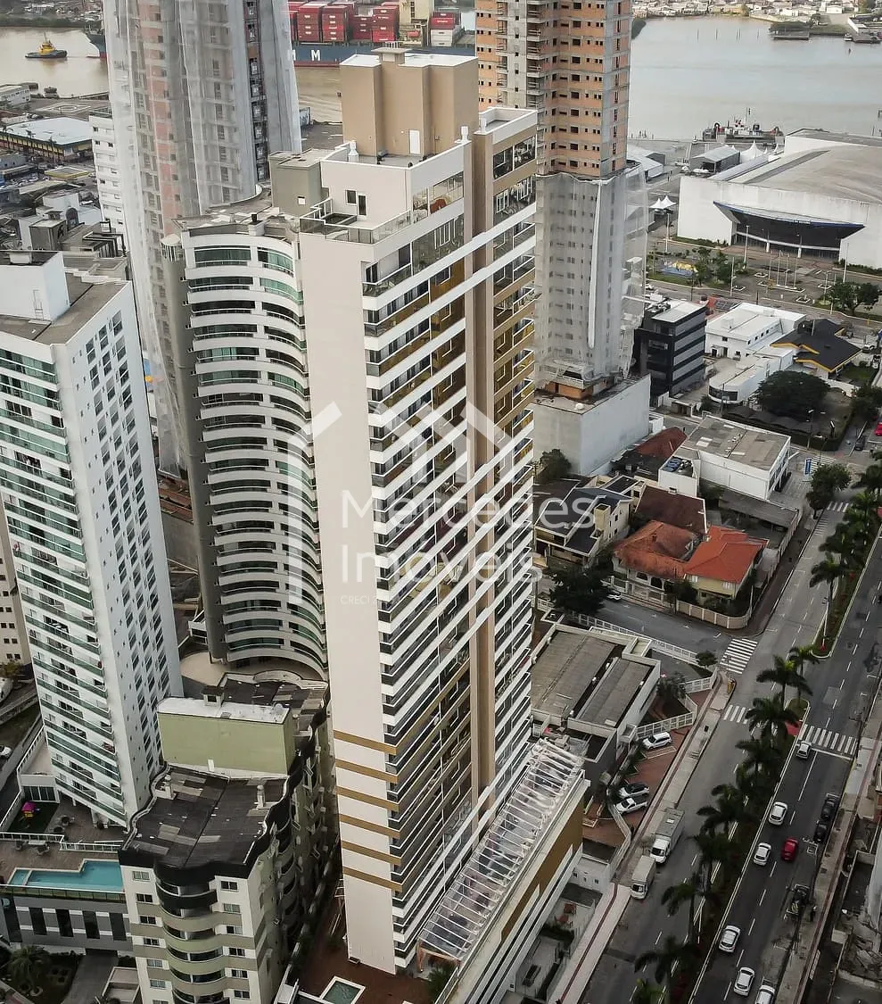 Foto 37 de Apartamento semimobiliado 1 suíte + 2 dormitórios à venda, Centro, Itajaí, SC