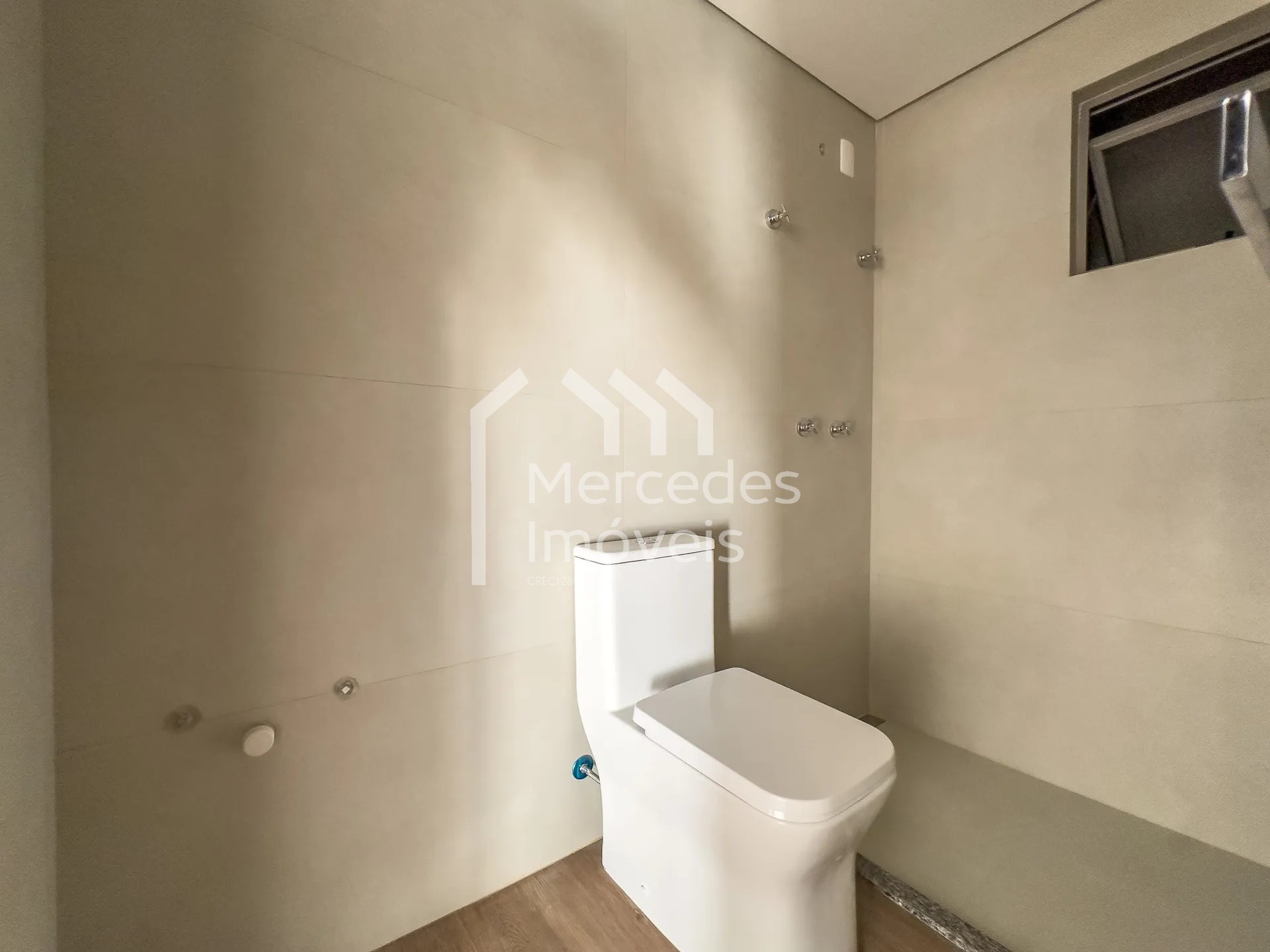Foto 29 de Apartamento 1 suíte + 1 dorm para alugar · Praia Brava, Itajaí