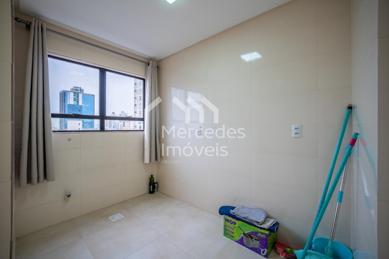 Foto 11 de Apartamento 1 suíte + 2 dorms à venda · Centro, Itajaí · LIBERATO
