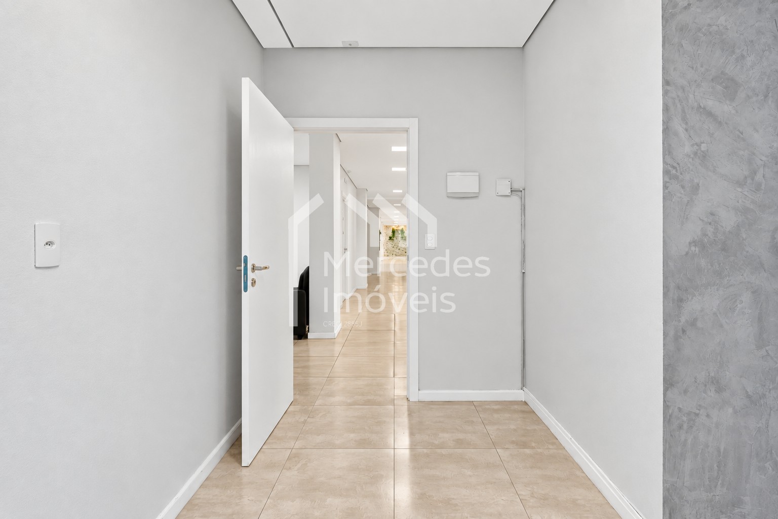 Foto 6 de Sala comercial de 40 m² para alugar no Centro, Itajaí