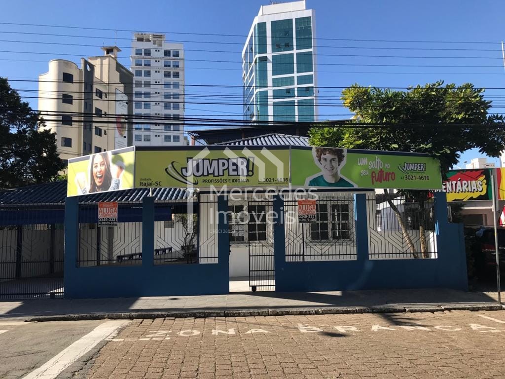 Foto 1 de Casa para alugar · Centro, Itajaí · 400 m²