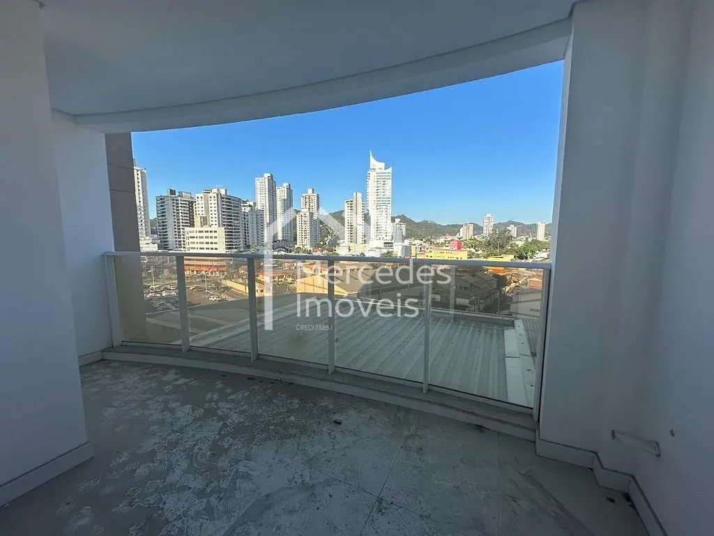 Foto 22 de Apartamento com 2 suítes para venda, 80 m² - Fazenda - Itajaí/SC