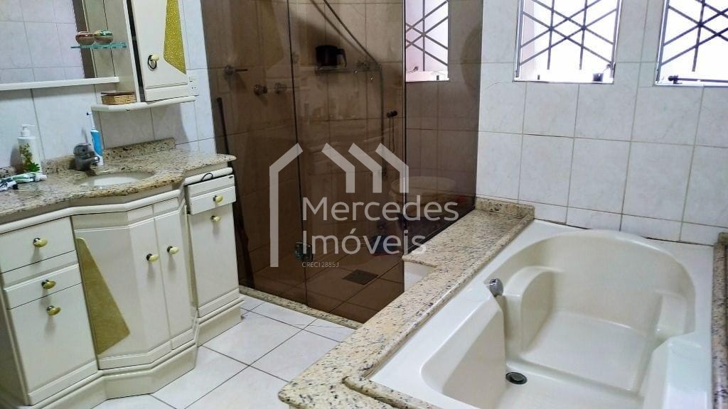 Foto 15 de Casa 1 suíte + 2 dorms à venda · Centro, Itajaí · 517 m²