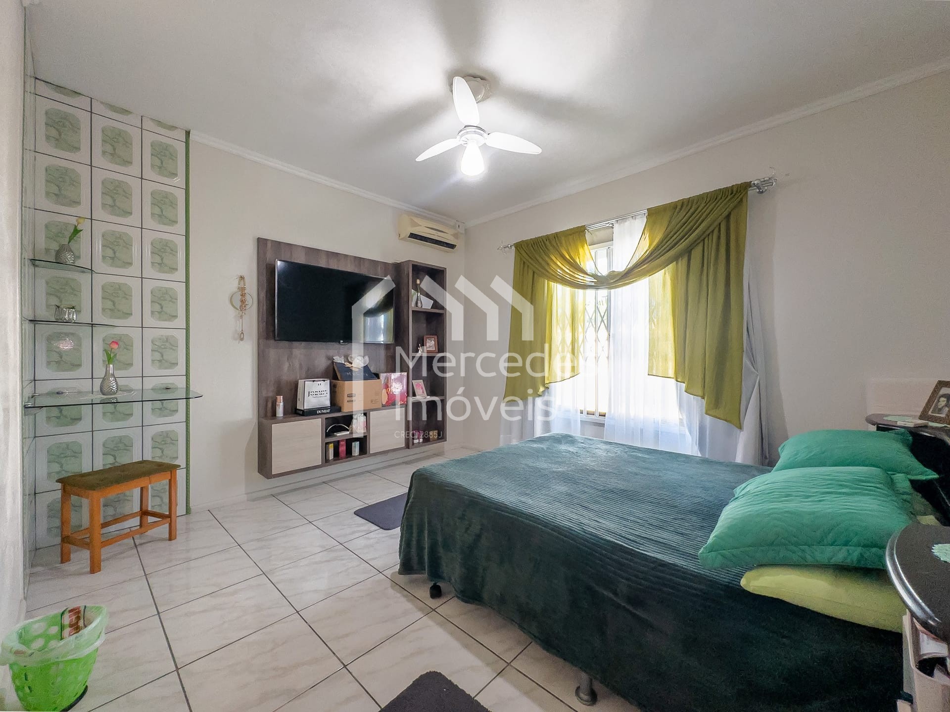 Foto 9 de Casa 2 suítes + 3 dorms à venda · São Vicente, Itajaí