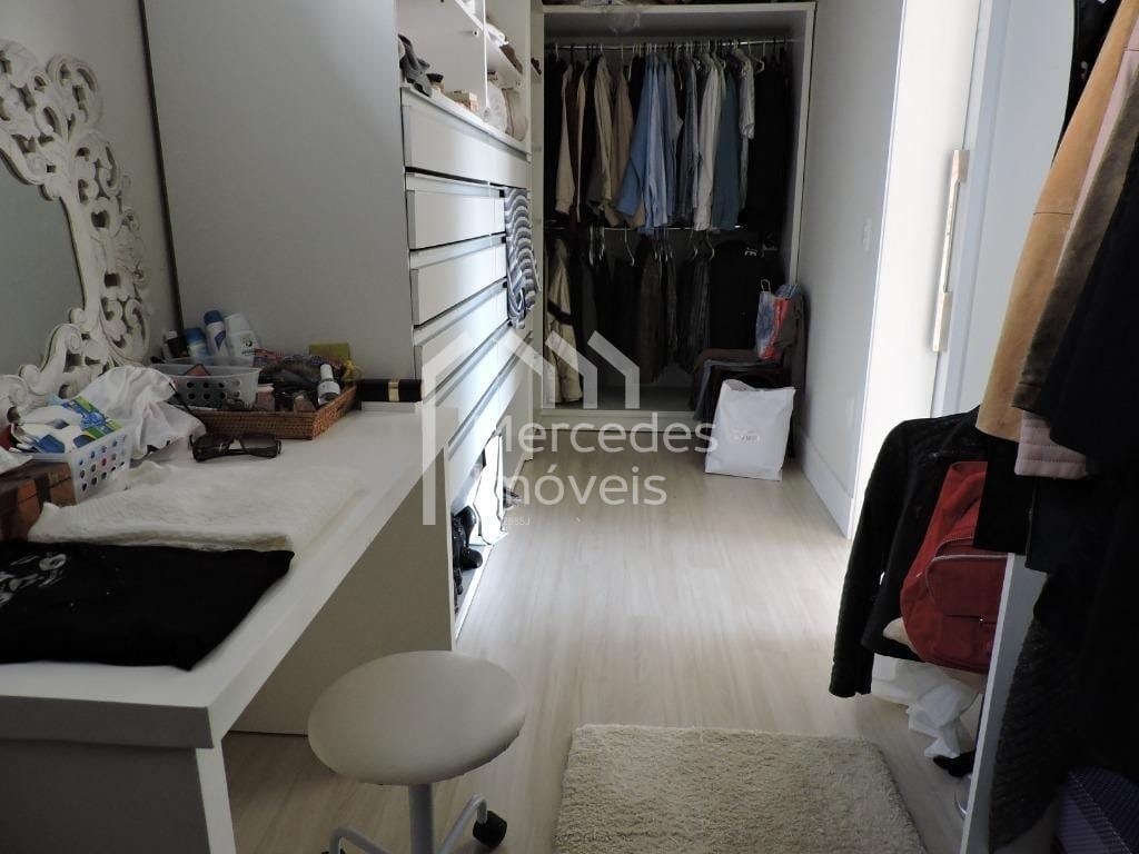Foto 38 de Casa 5 suítes à venda · Praia dos Amores, Balneário Camboriú
