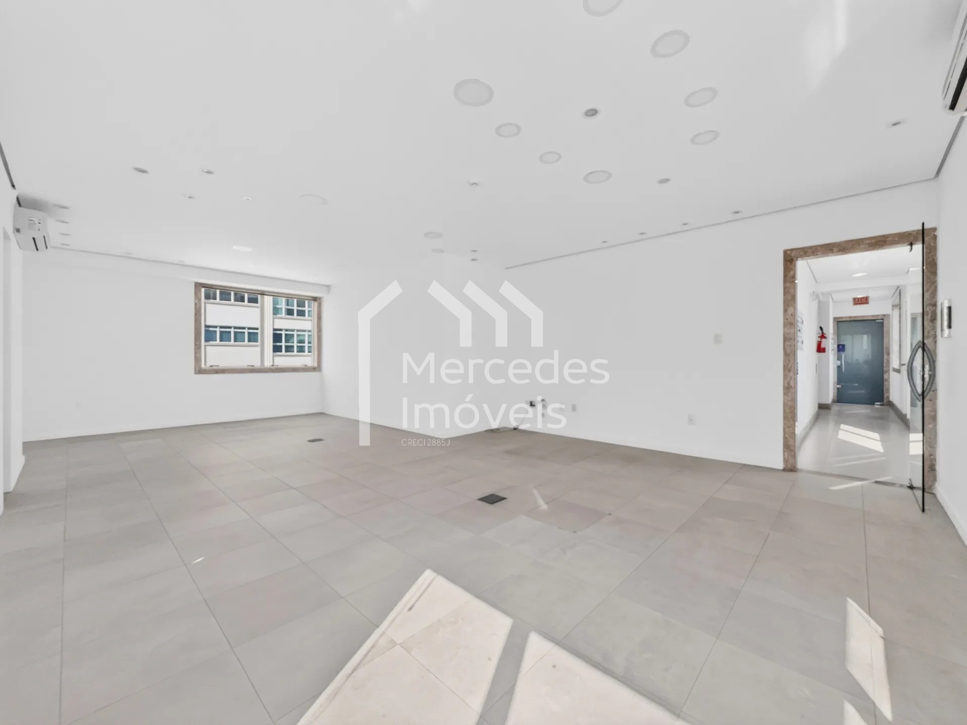 Foto 27 de Sala comercial para alugar · Centro, Itajaí · cond. Pasteur