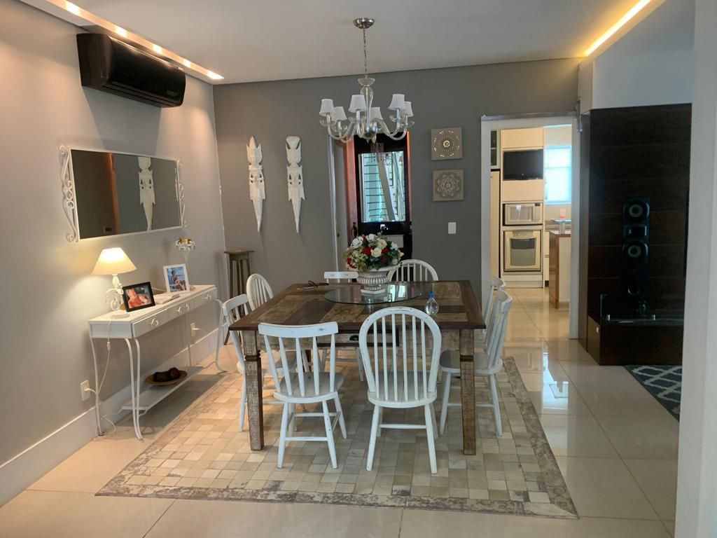 Foto 4 de Casa - Bairro Fazenda Itajaí