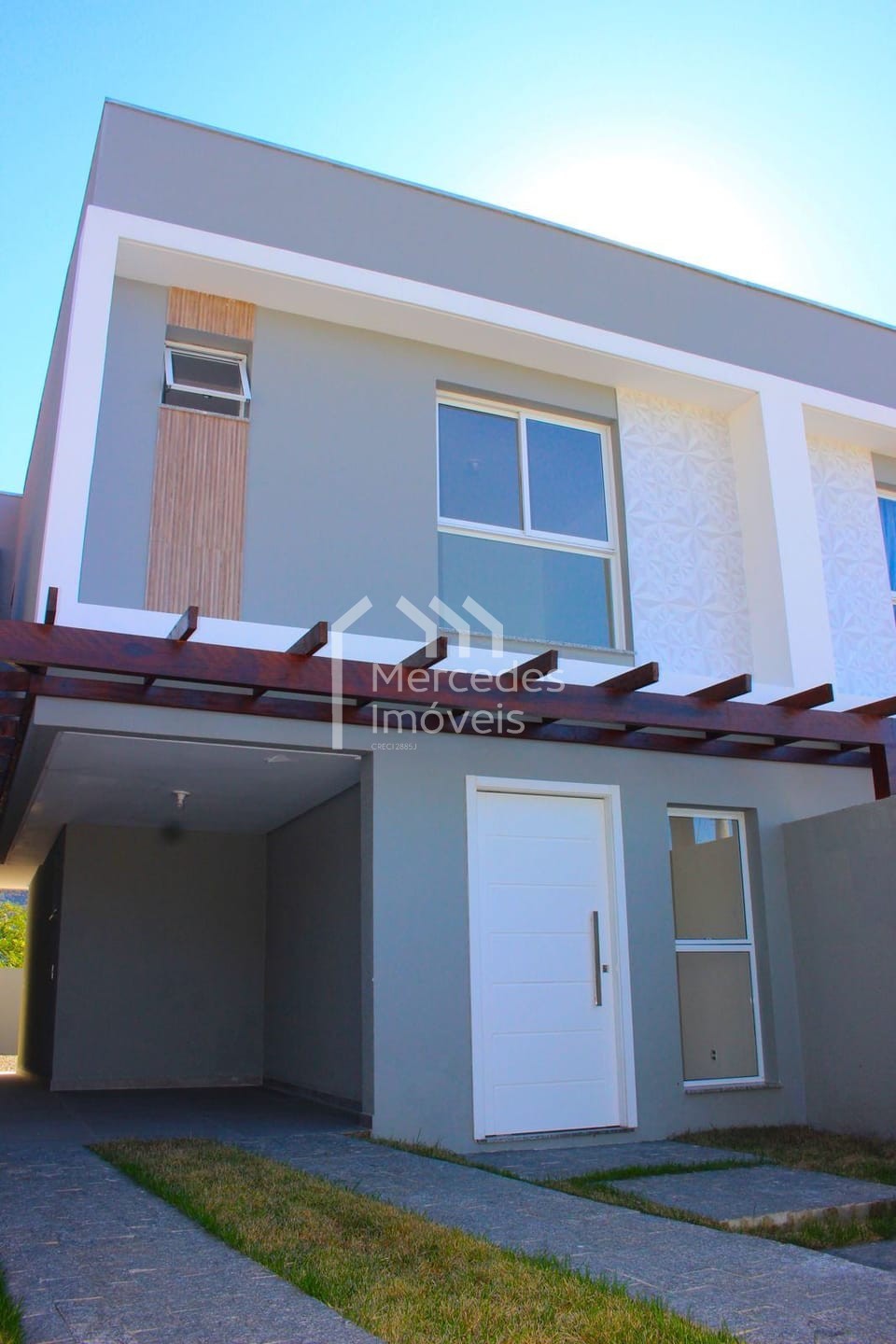 Foto 16 de Sobrado 1 suíte + 2 dorms à venda · Espinheiros, Itajaí · 109 m² · SO0069