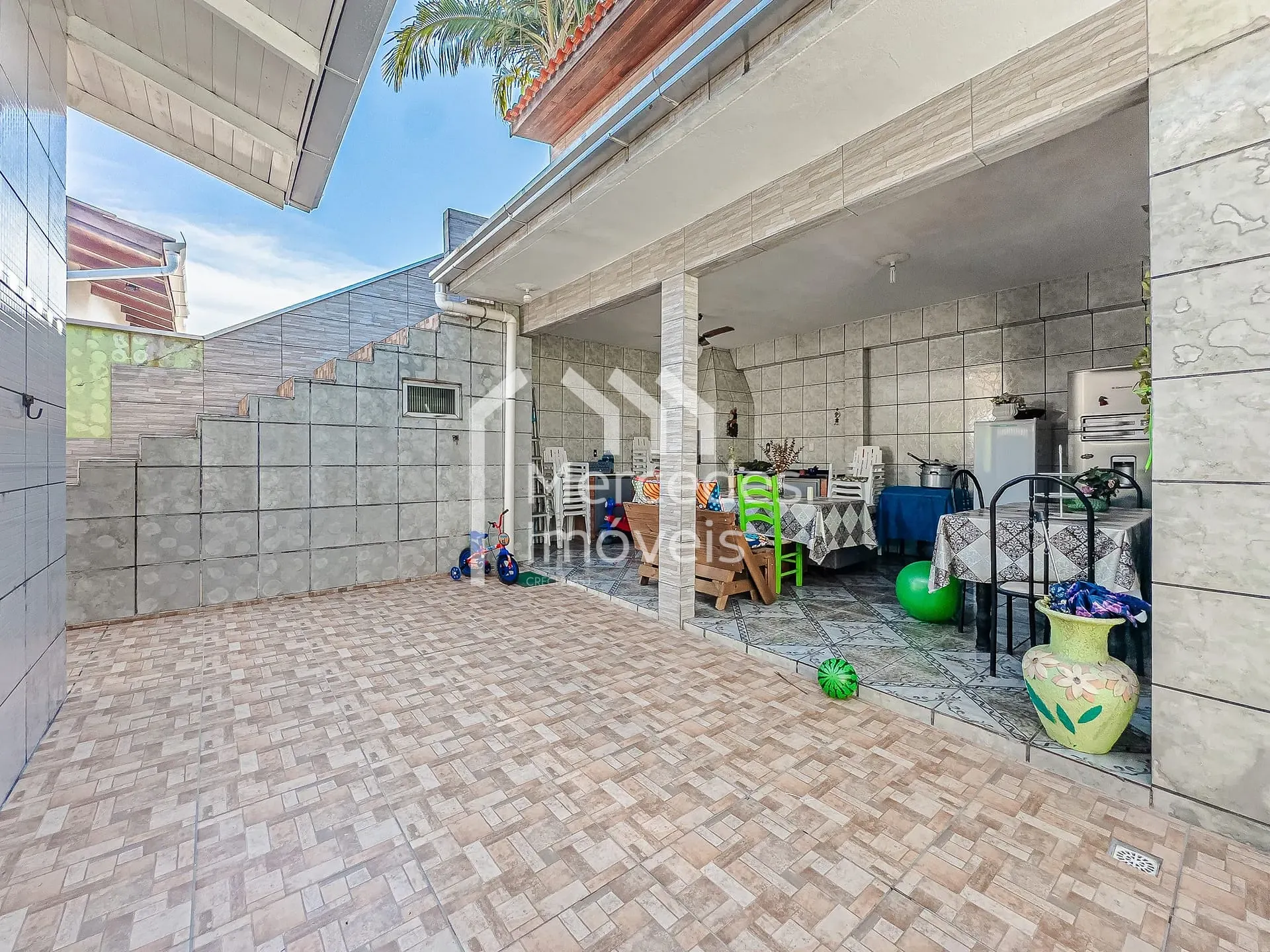 Foto 16 de Casa com 2 suítes + 3 dormitórios à venda, São Vicente, Itajaí, SC