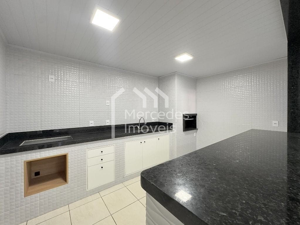 Foto 8 de Casa 1 suíte + 3 dorms à venda · Fazenda, Itajaí · 160 m²