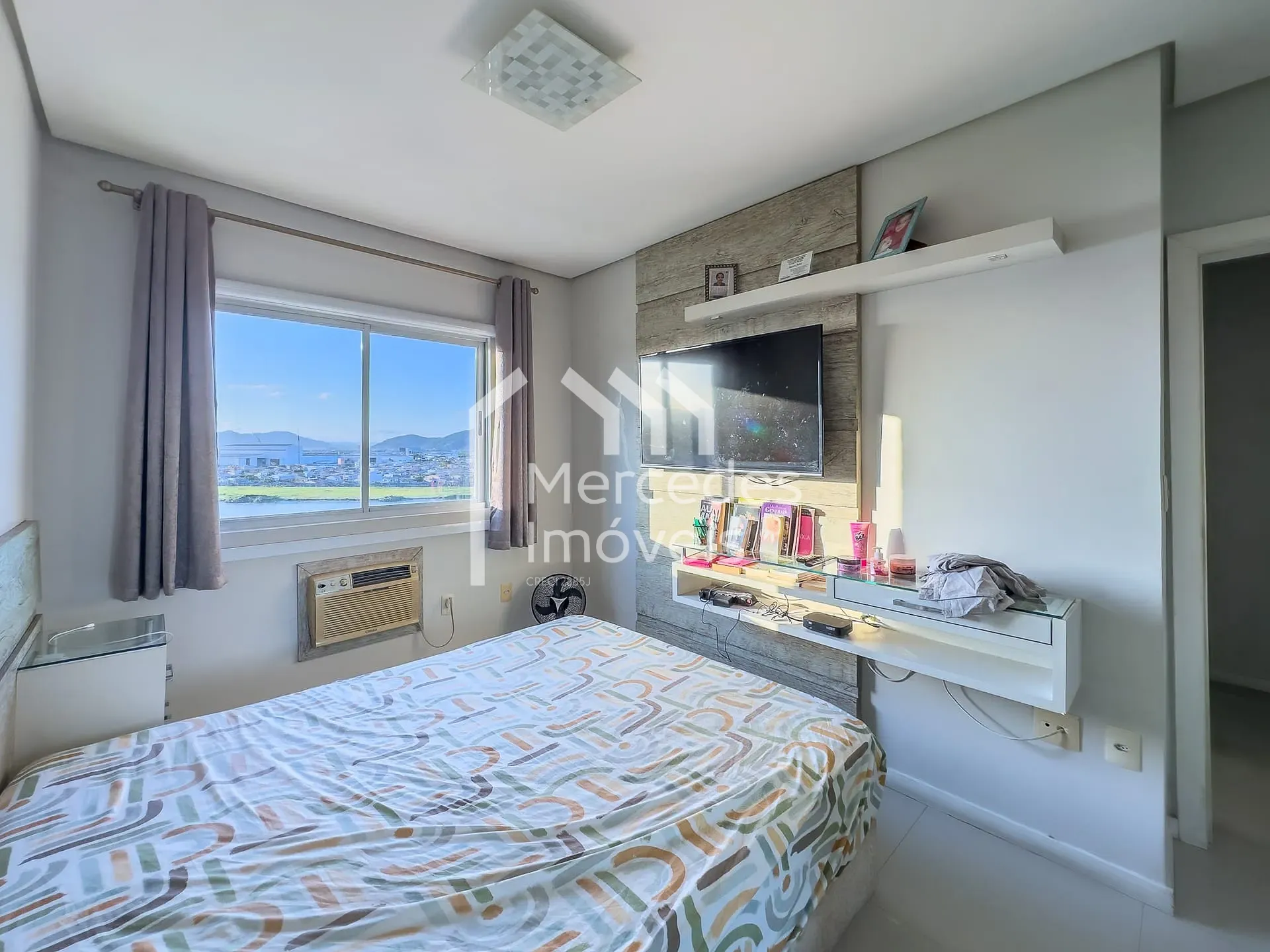 Foto 2 de Apartamento semimobiliado com 2 dormitorios - 85,39m à venda, Barra do Rio, Itajaí, SC