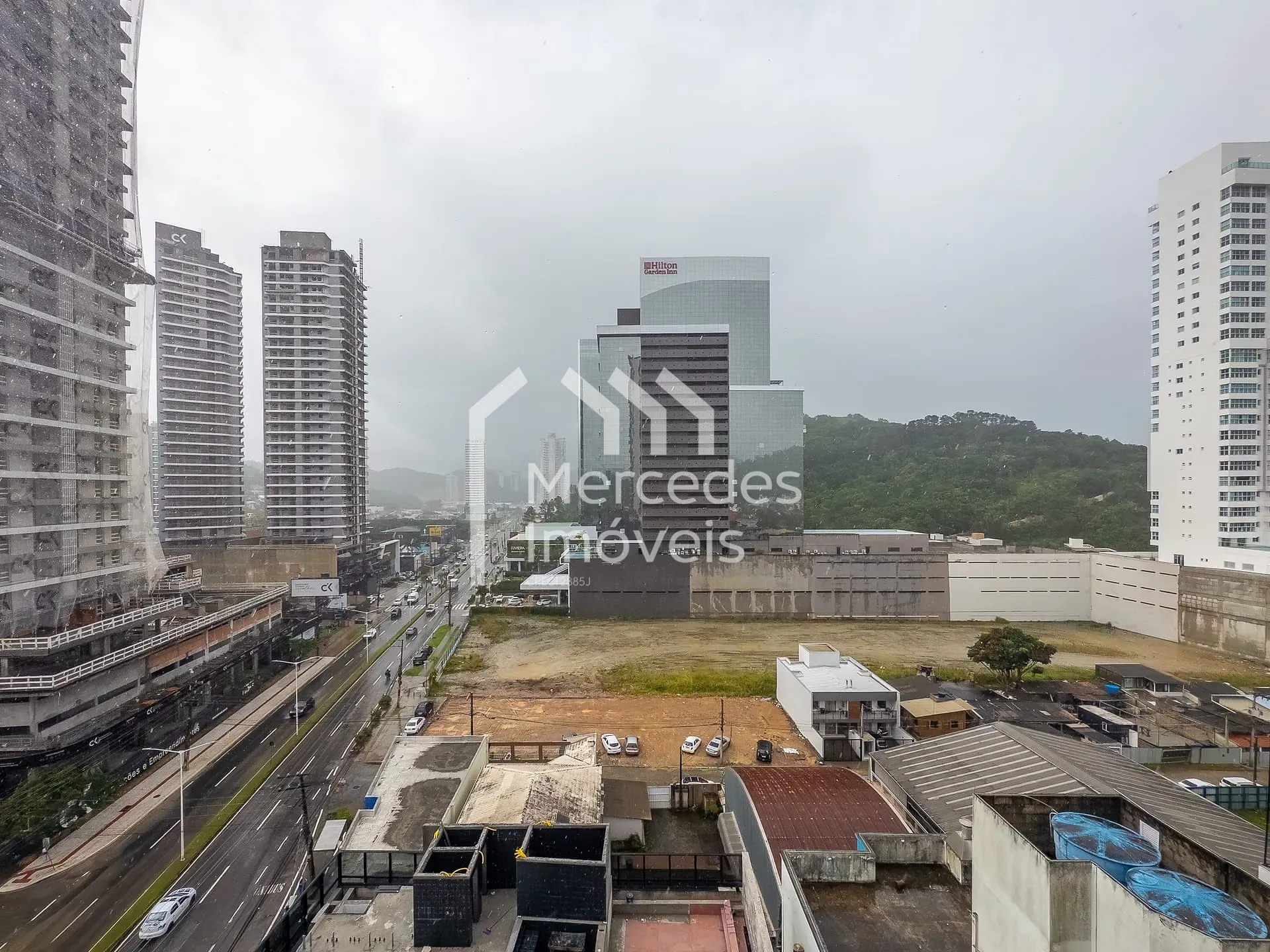 Foto 9 de Apartamento com 2 suítes à venda, 80m² - Praia Brava de Itajaí, Itajaí, SC