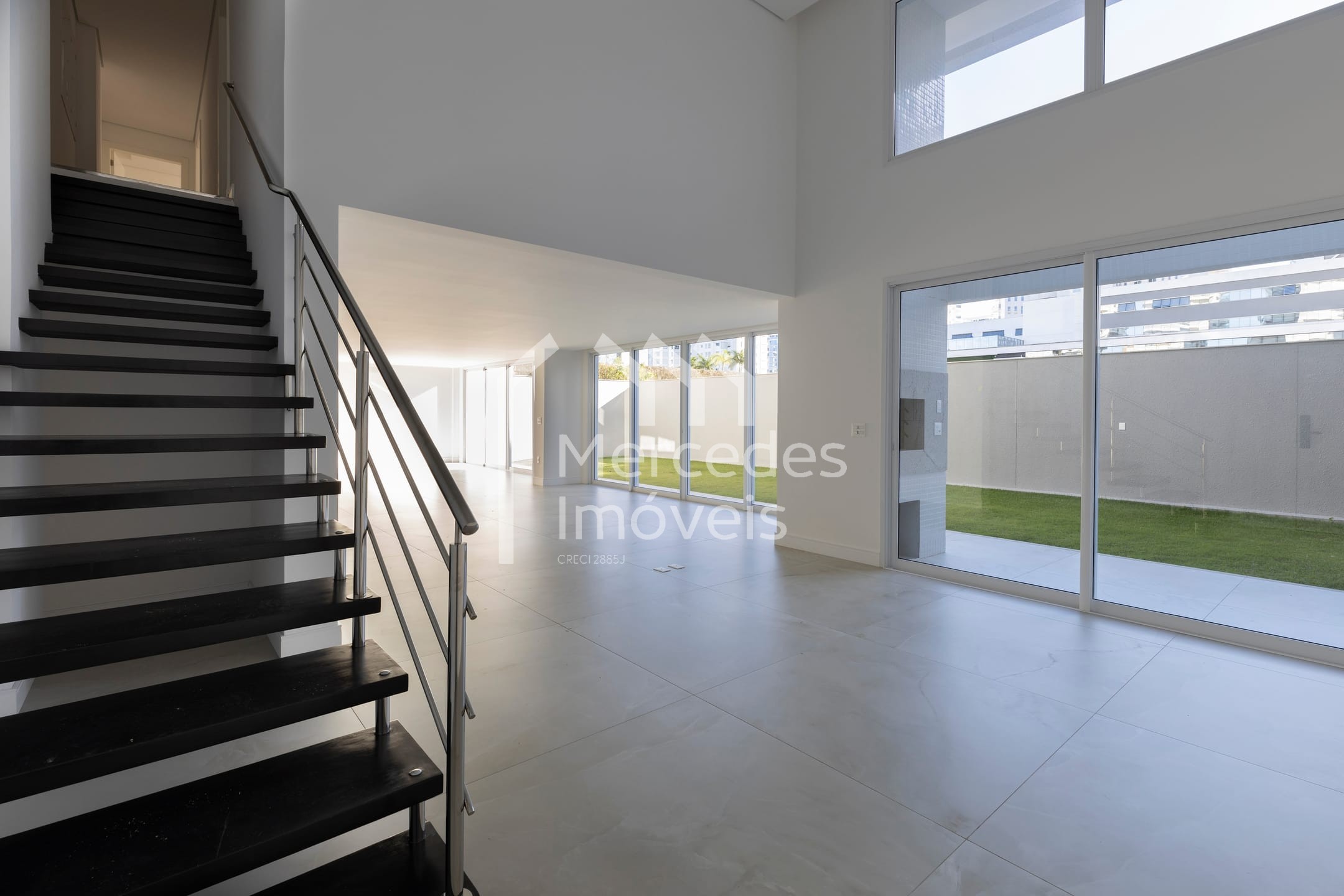Foto 4 de Apartamento 3 suítes à venda · Praia Brava de Itajaí · LE BLANC · 321 m²