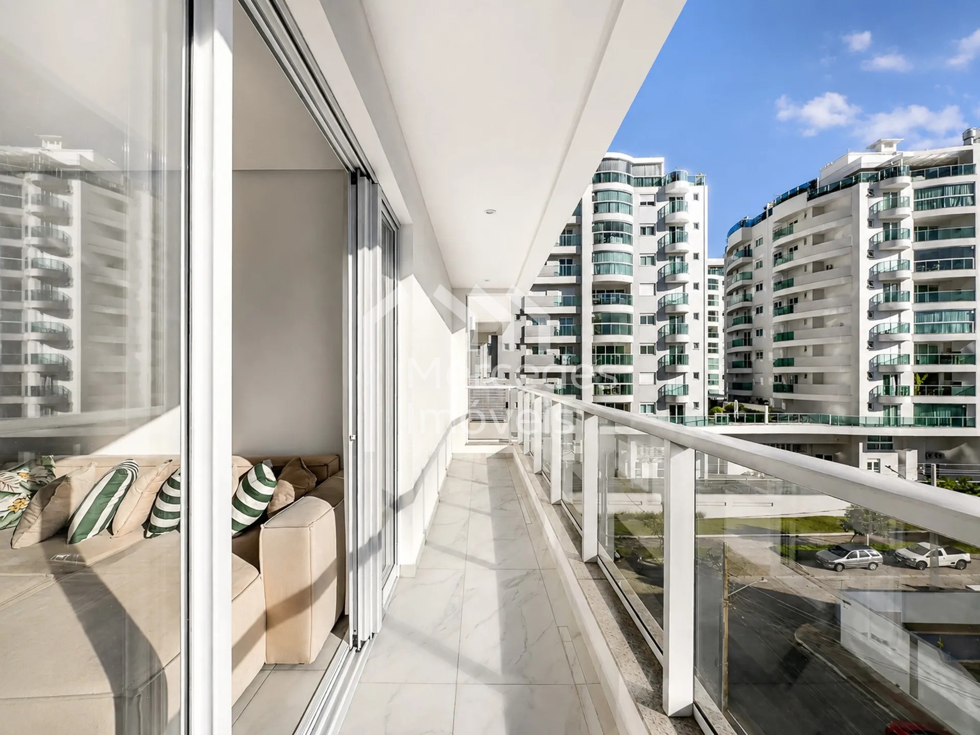 Foto 16 de Apartamento 2 suítes para alugar · Praia Brava de Itajaí