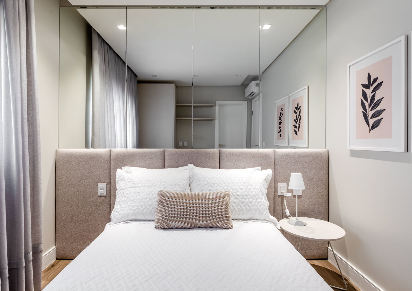 Foto 26 de Charmant