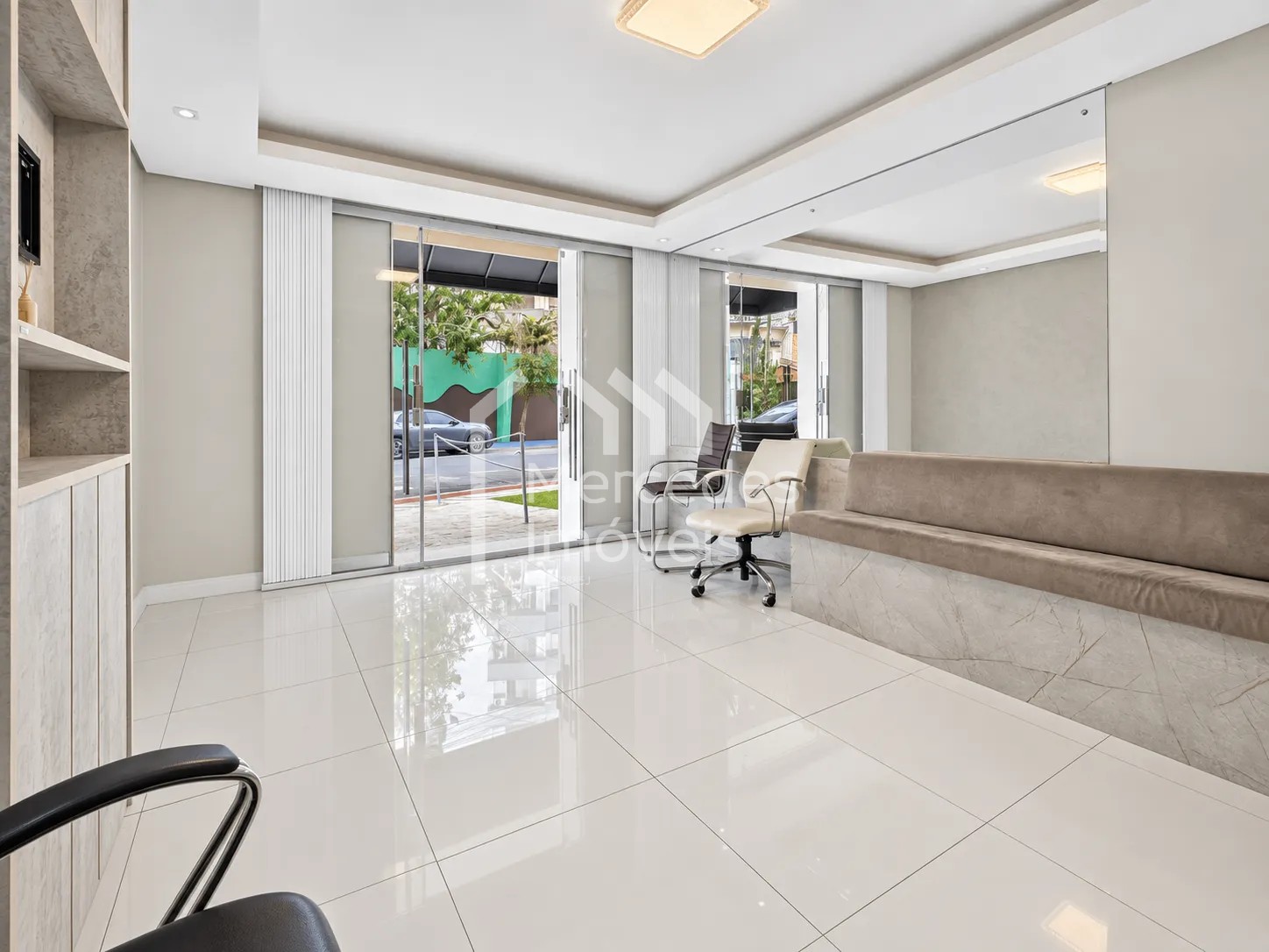 Foto 18 de Sala comercial para alugar · Centro, Itajaí · 122 m²