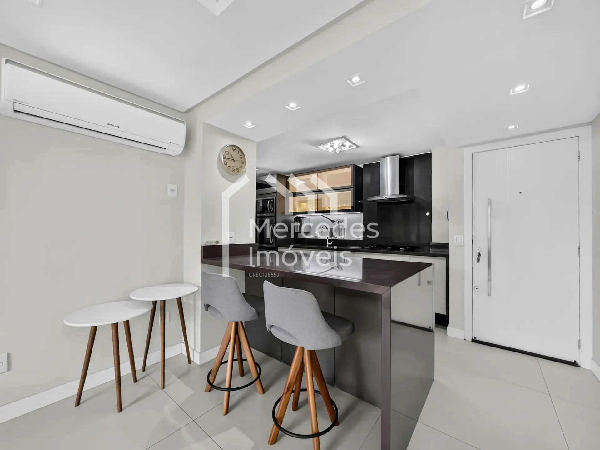 Foto 2 de Apartamento mobiliado , 1 suite + 2 dormitórios à venda, Centro, Itajaí, SC