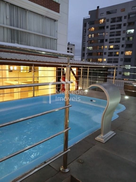 Foto 4 de Apartamento 1 suíte + 1 dorm à venda · São João, Itajaí · Edifício Monte Castelo
