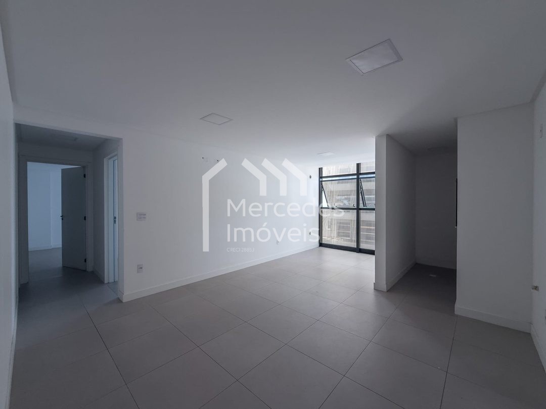 Foto 1 de Apartamento 1 suíte + 1 dorm à venda · São Francisco de Assis, Camboriú