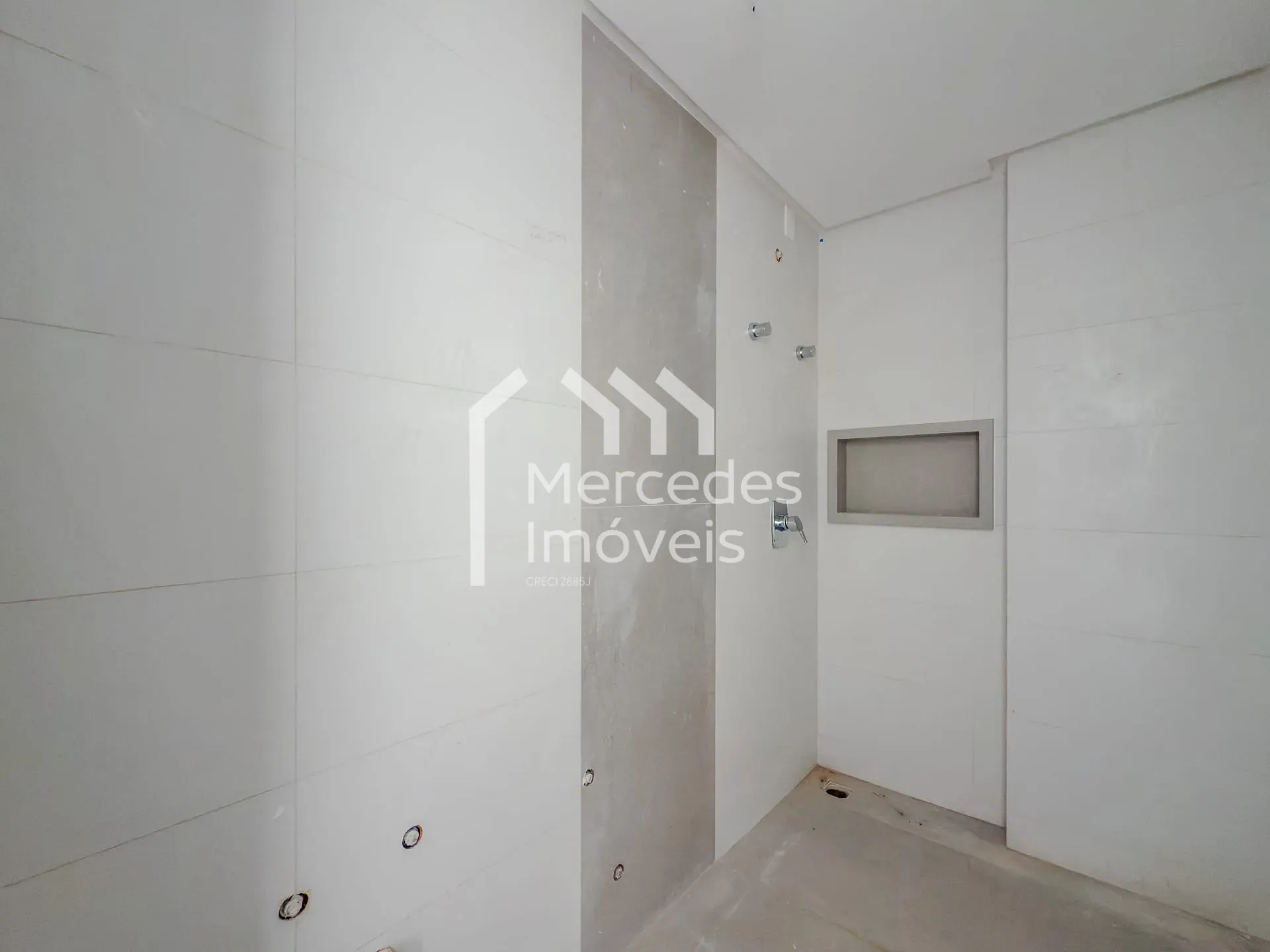Foto 7 de Apartamento para permuta com 2 suítes, Praia dos Amores, Balneário Camboriú, SC