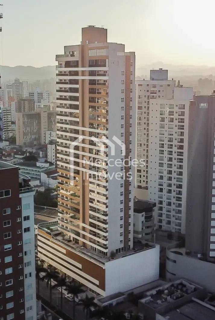 Foto 35 de Apartamento semimobiliado 1 suíte + 2 dormitórios à venda, Centro, Itajaí, SC