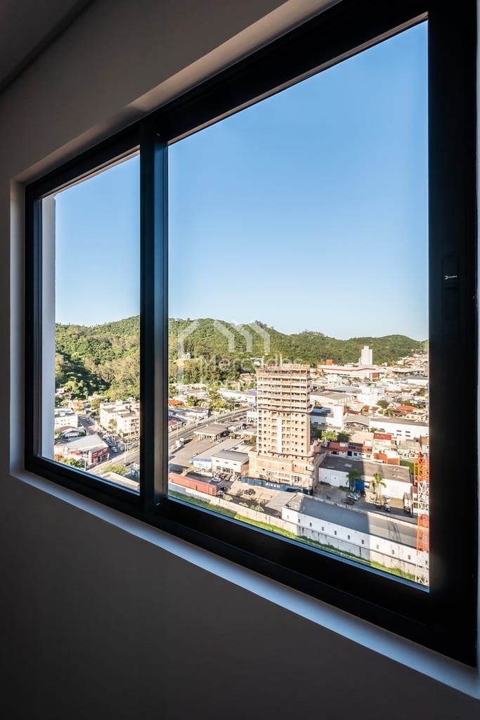 Foto 44 de Apartamento 2 suítes à venda · Fazenda, Itajaí · LAGO MORAINE · 73 m²