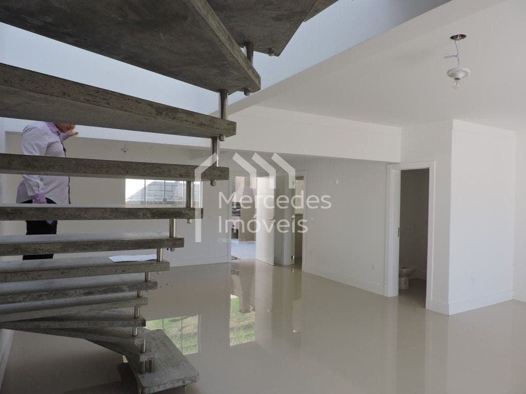 Foto 20 de Casa 5 suítes à venda · Praia dos Amores, Balneário Camboriú