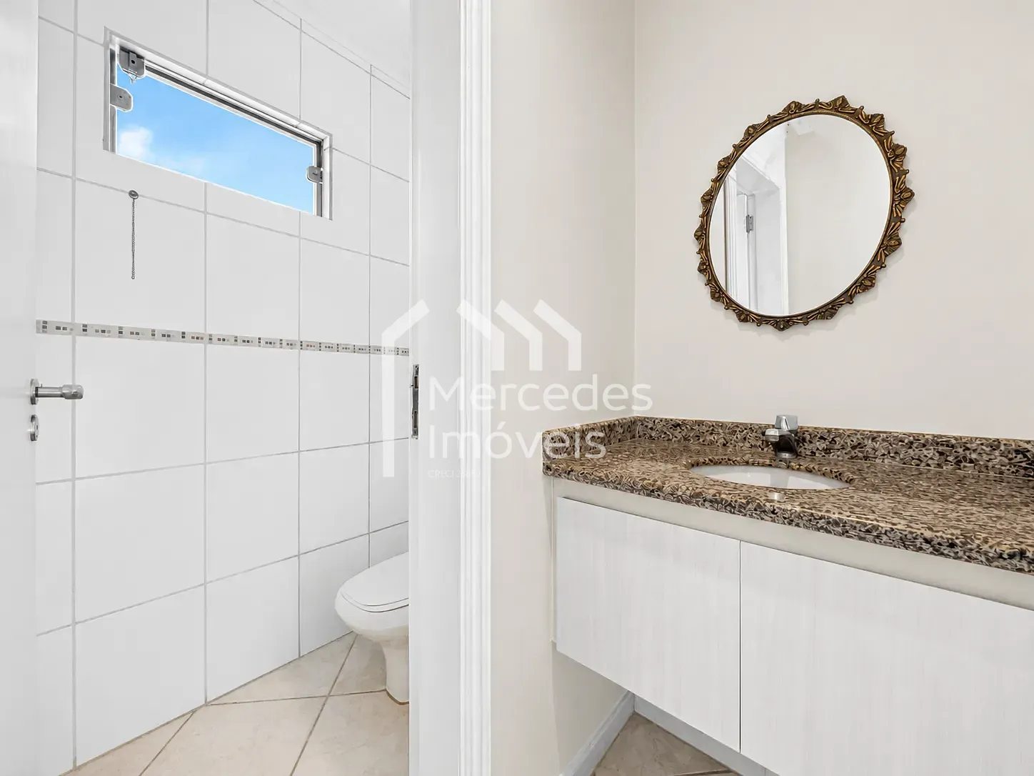 Foto 24 de Casa mobiliada para alugar com uma suíte mais 2 quartos, Bairro São João, Itajaí, SC R$7,300 + Taxas