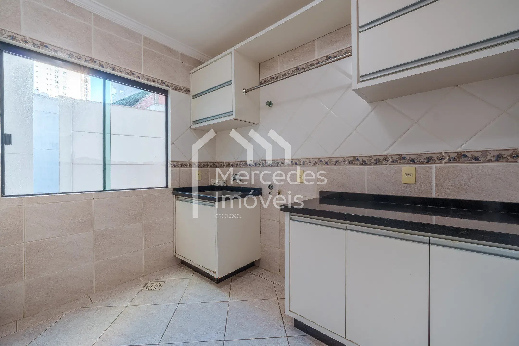 Foto 3 de Apartamento 3 suítes para alugar · Fazenda, Itajaí · SAINT MORITZ