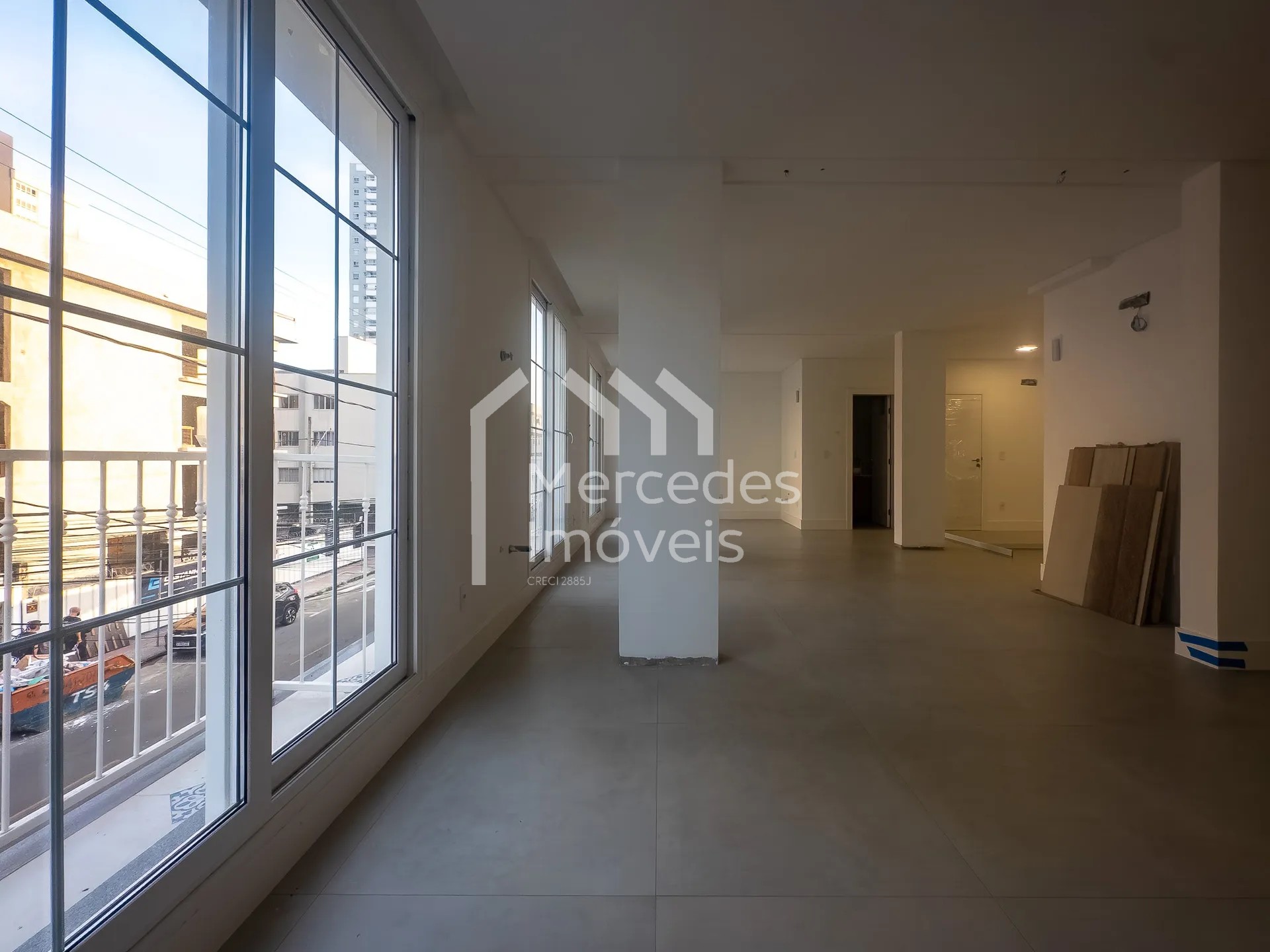 Foto 3 de Sala comercial para alugar · Centro, Itajaí · 130 m²