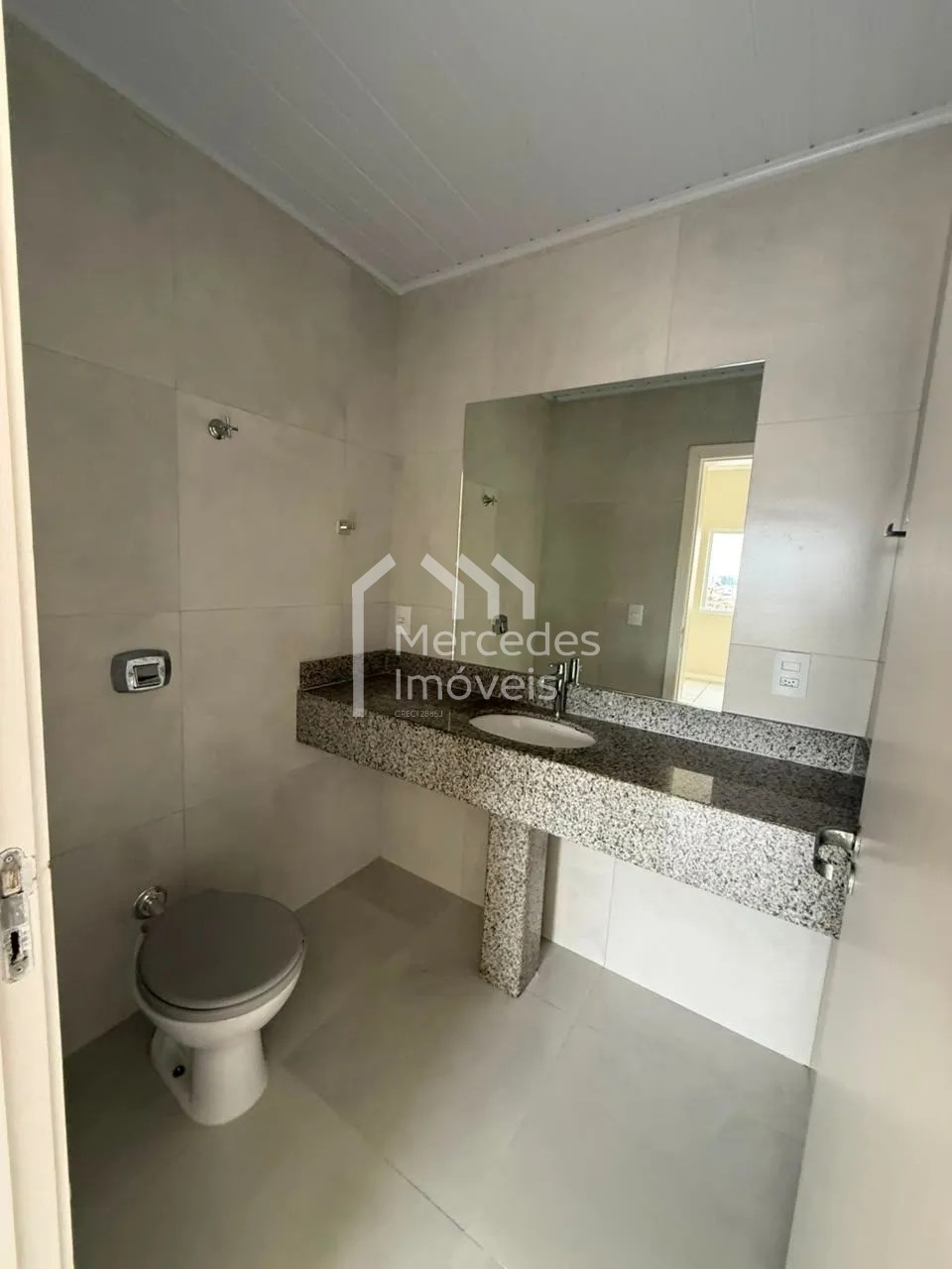 Foto 54 de Apartamento 1 suíte + 2 dorms para alugar · Centro, Itajaí