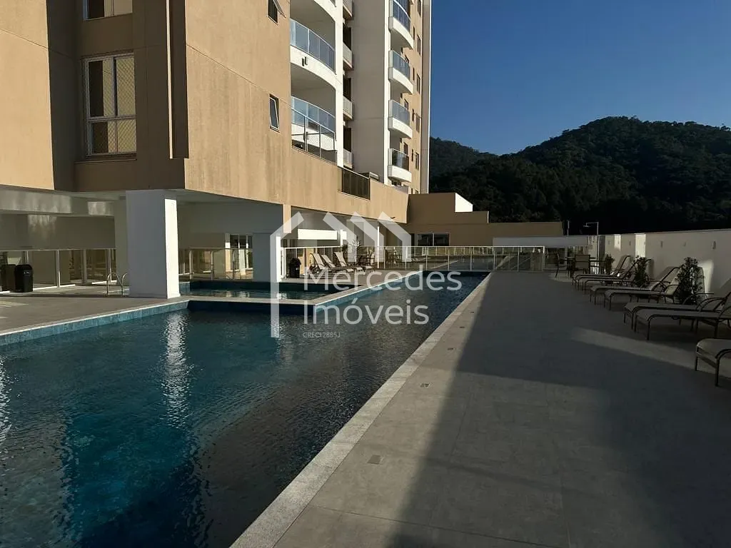 Foto 2 de Apartamento com 2 suítes para venda, 80 m² - Fazenda - Itajaí/SC
